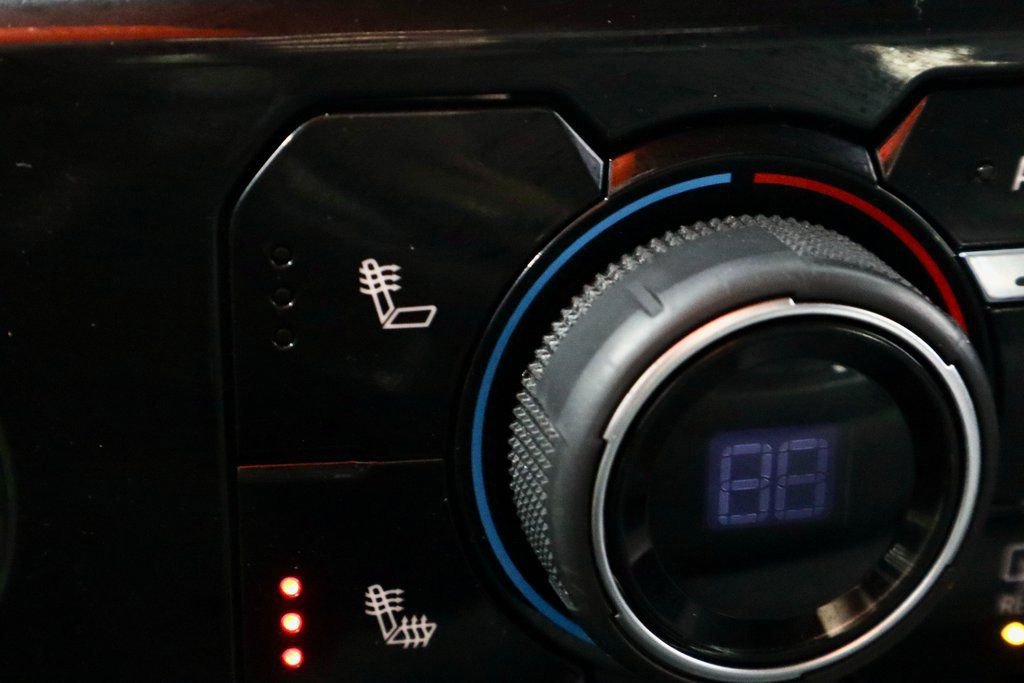 Used 2022 Chevrolet Silverado 1500 LT image 11