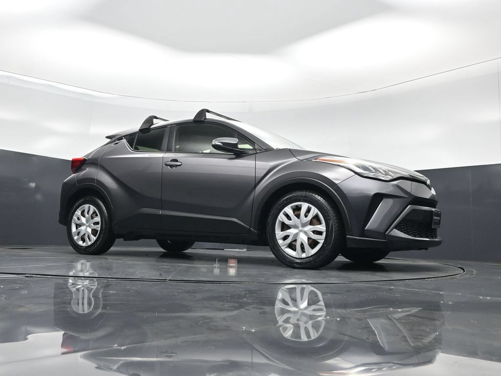 Used 2020 Toyota C-HR LE FWD image 3
