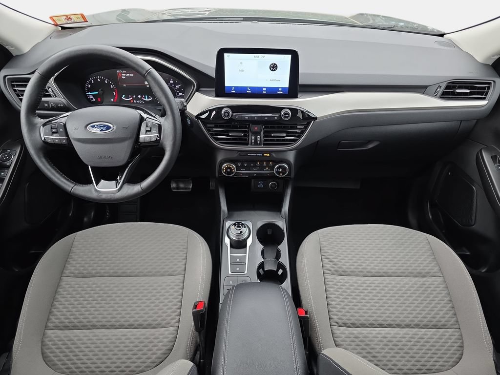 Certified 2021 Ford Escape SE w/ Cold Weather Package AWD/4WD image 9