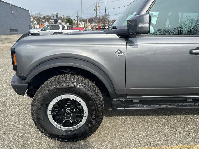 Certified 2023 Ford Bronco Outer Banks w/ Sasquatch Package AWD/4WD image 13