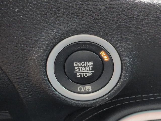 Used 2020 Dodge Challenger SXT w/ Driver Convenience Group image 26