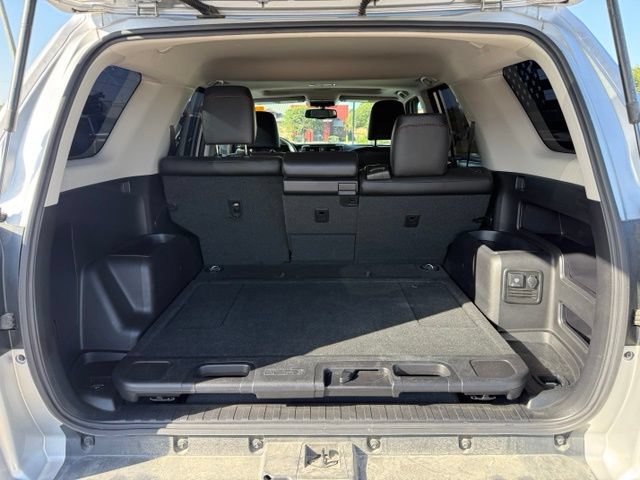 Used 2018 Toyota 4Runner TRD Off-Road Premium AWD/4WD image 13