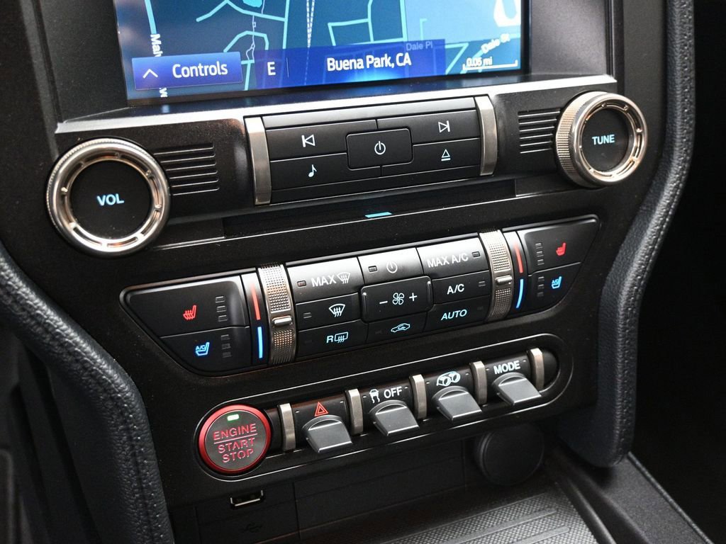 Certified 2021 Ford Mustang Shelby GT500 w/ Technology Package image 44