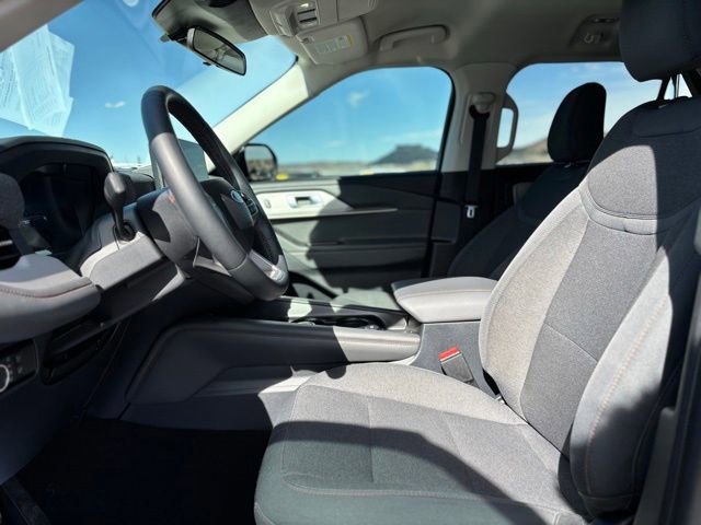 Certified 2025 Ford Explorer Active image 11