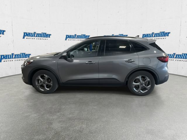 Certified 2025 Ford Escape ST-Line FWD image 6