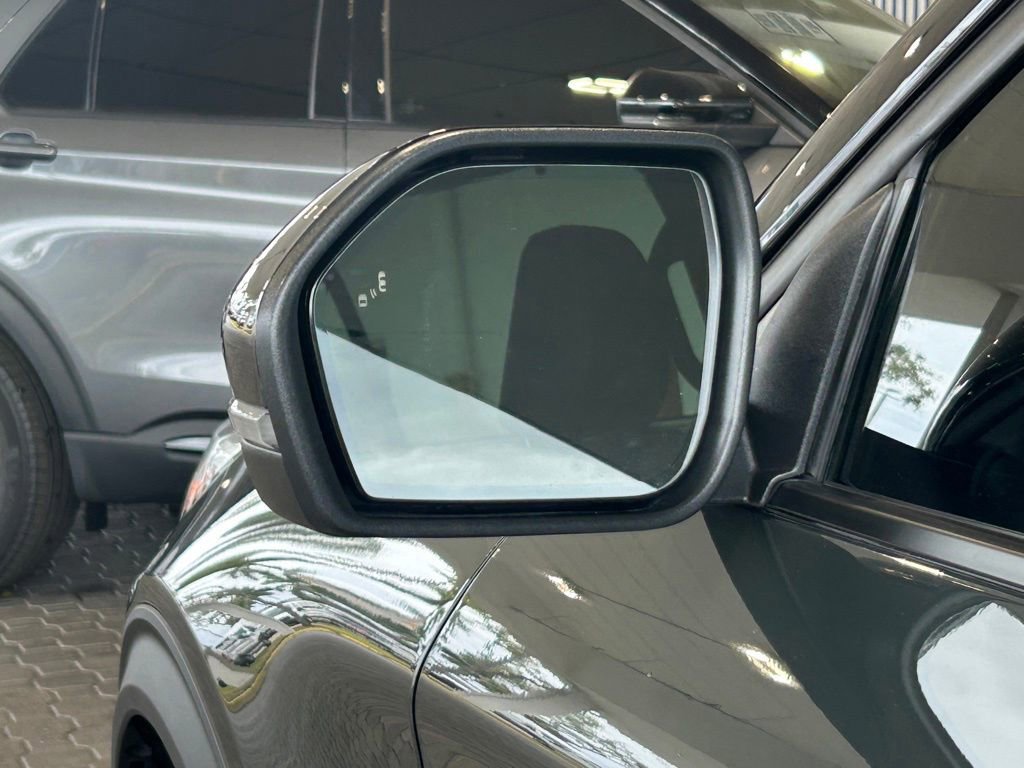 Certified 2022 Ford Explorer ST w/ Equipment Group 401A image 16