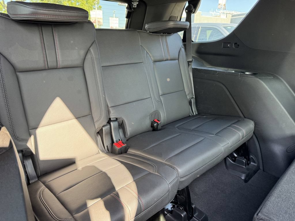 Used 2023 Chevrolet Tahoe RST w/ Luxury Package RWD image 10