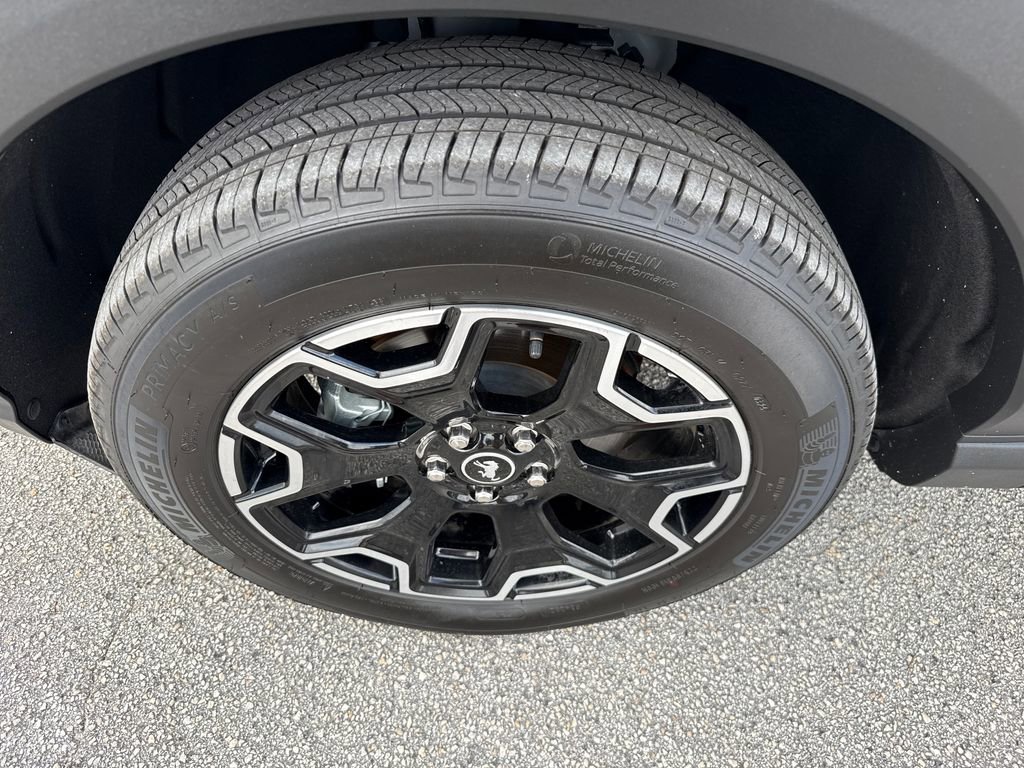 Certified 2025 Ford Bronco Sport Outer Banks w/ Outer Banks Tech Package+ image 12