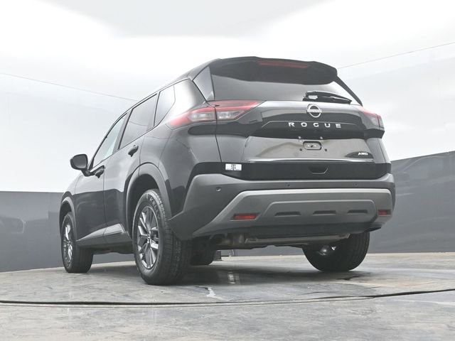 Used 2023 Nissan Rogue S AWD/4WD image 20