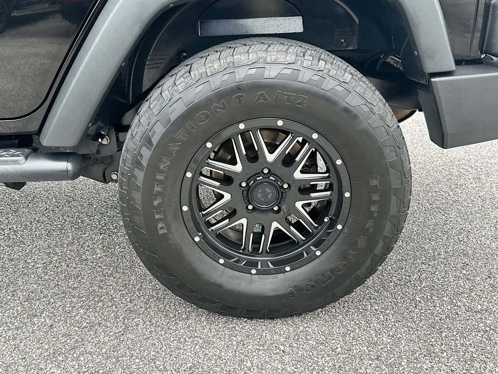 Used 2018 Jeep Wrangler Unlimited Sport S AWD/4WD image 23