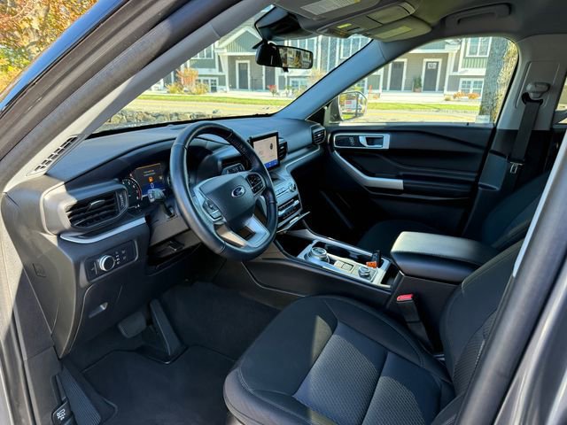 Certified 2022 Ford Explorer XLT image 12
