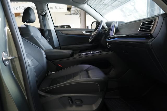 Used 2025 Volkswagen Atlas SEL AWD/4WD image 24