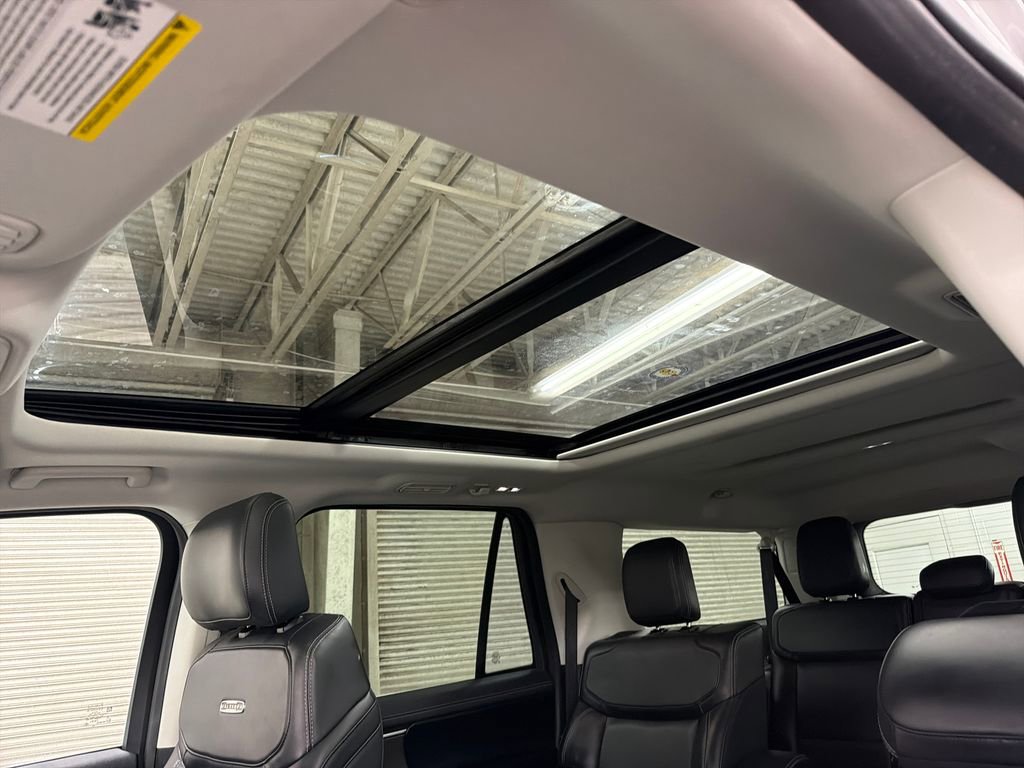 Certified 2025 Ford Expedition Max Platinum AWD/4WD image 10