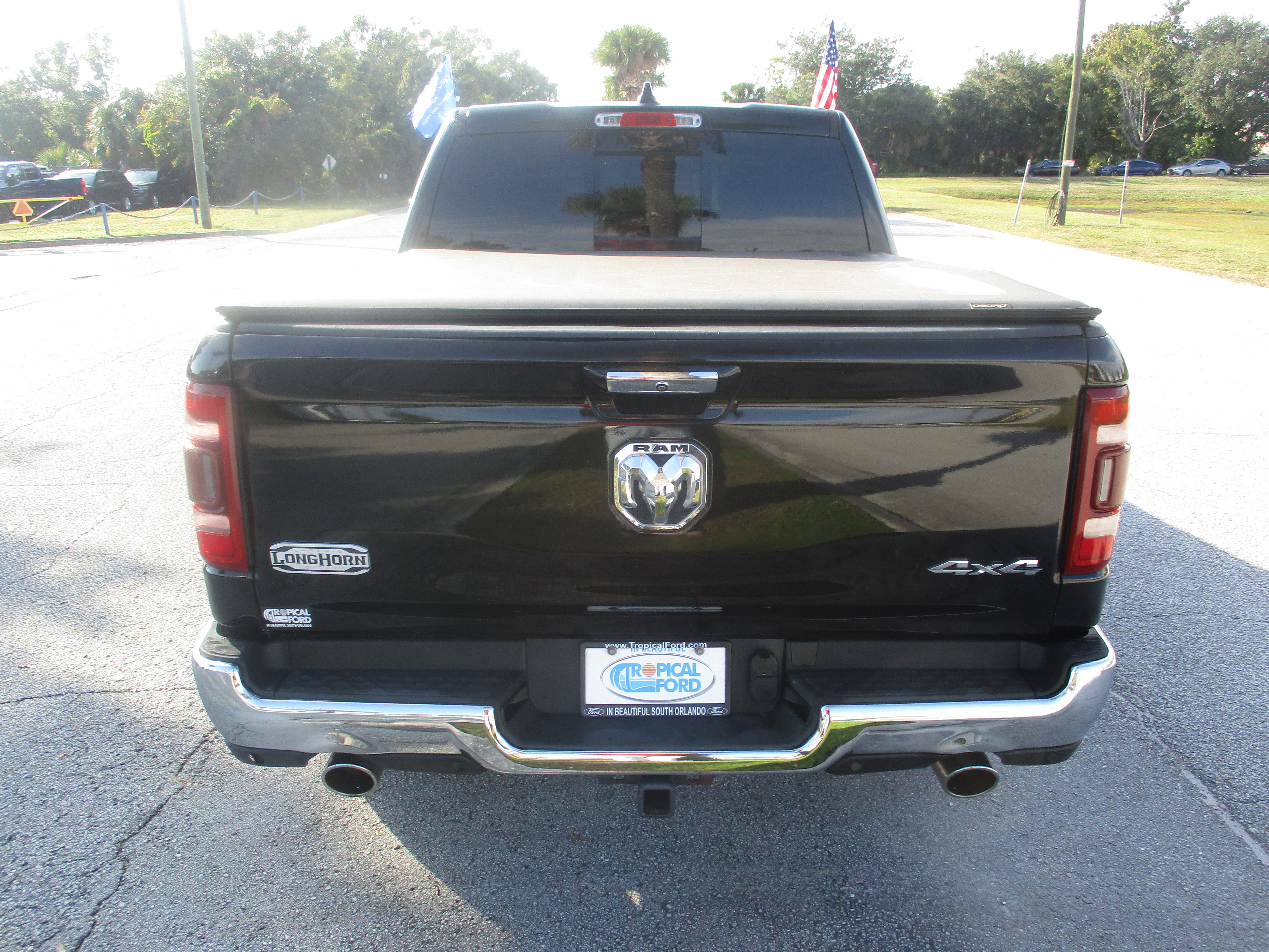 Used 2019 RAM 1500 Laramie Longhorn image 4