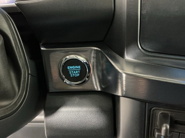 Certified 2025 Ford F450 Lariat w/ FX4 Off-Road Package image 27