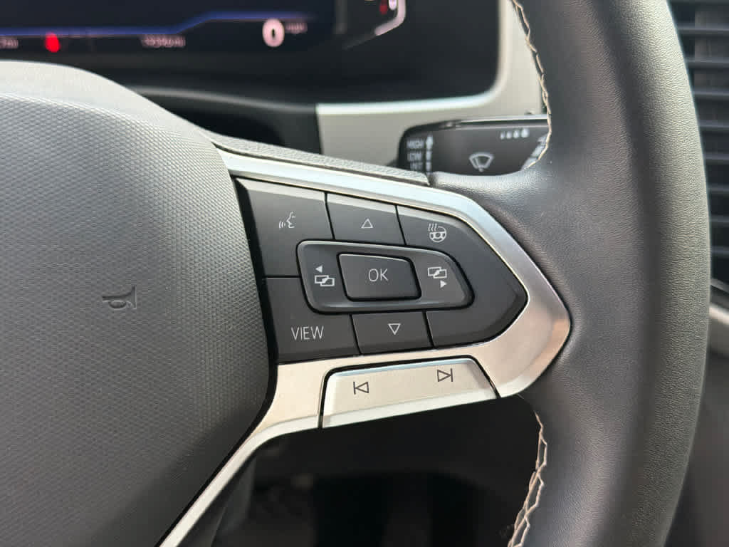 Used 2023 Volkswagen Atlas Cross Sport SEL AWD/4WD image 28