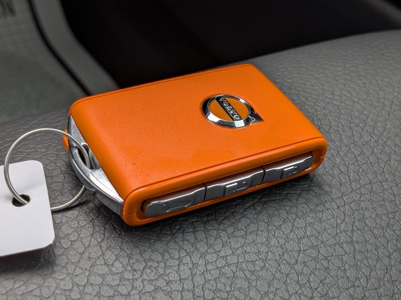 Used 2024 Volvo XC60 B5 Plus image 36