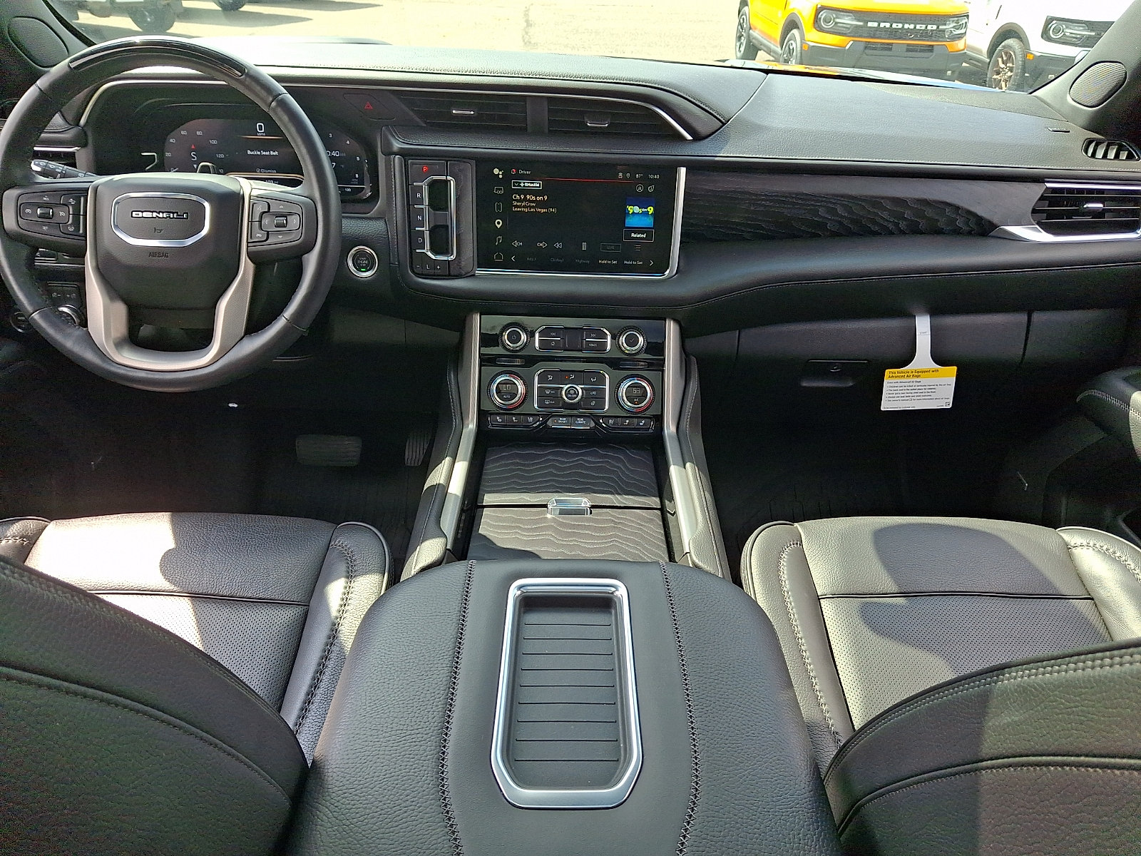 Used 2024 GMC Yukon Denali w/ Denali Reserve Package AWD/4WD image 14