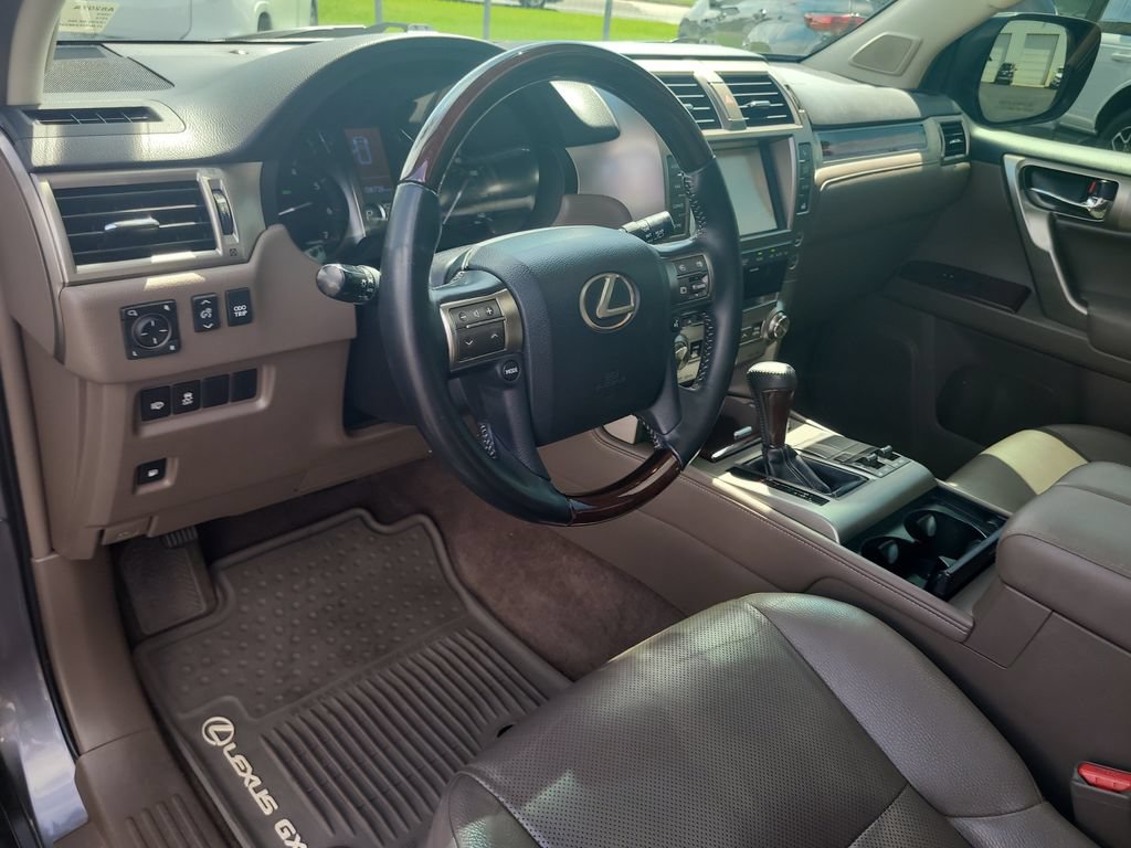 Used 2019 Lexus GX 460 Premium AWD/4WD image 15