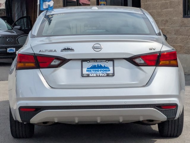 Used 2024 Nissan Altima 2.5 SV FWD image 5