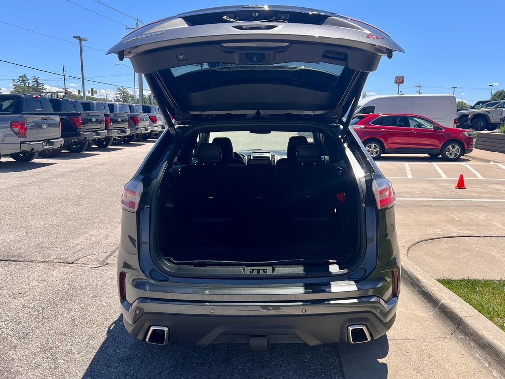 Certified 2020 Ford Edge ST w/ Equipment Group 401A AWD/4WD image 15
