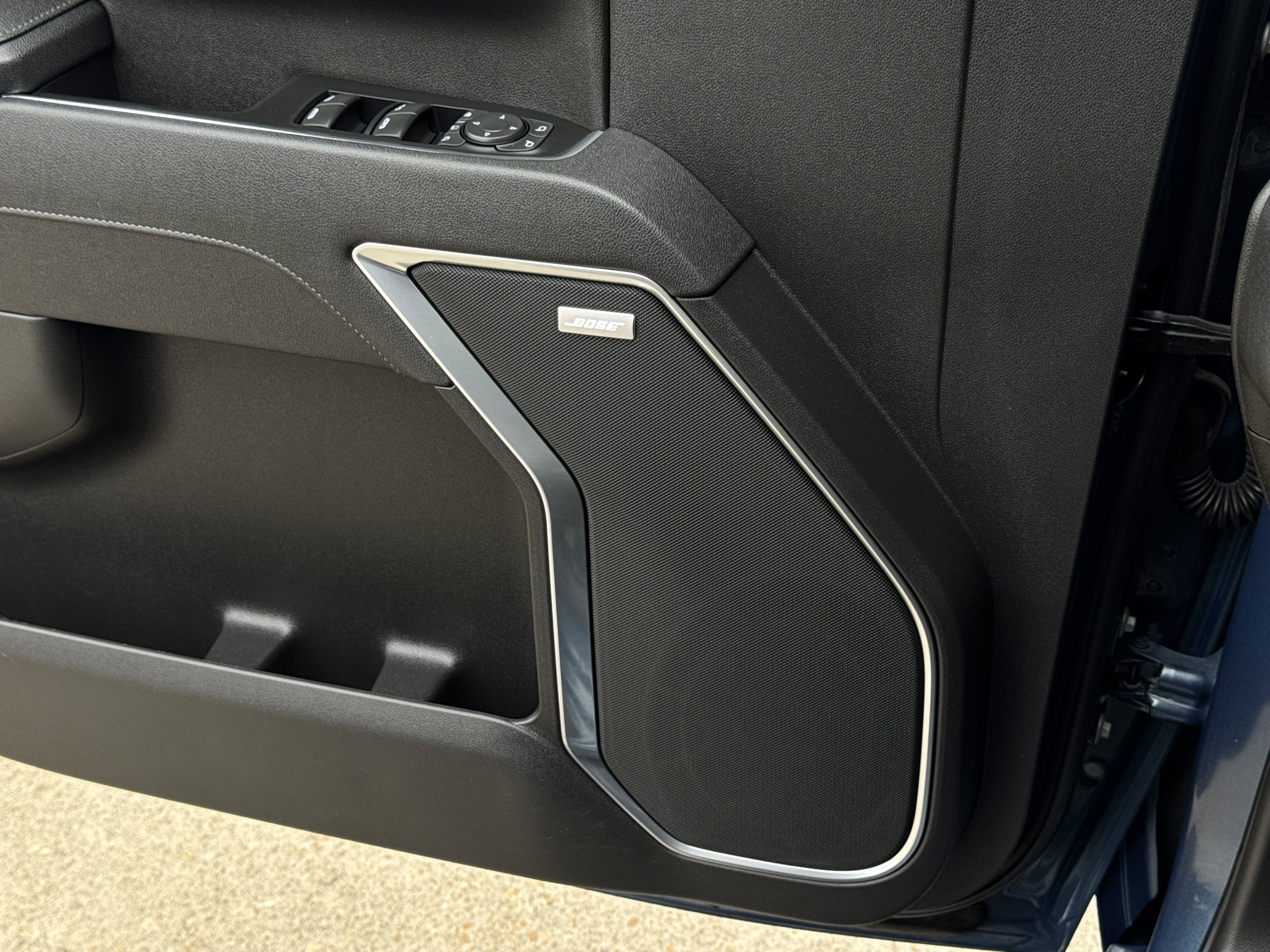 Used 2025 Chevrolet Silverado 2500 LTZ w/ LTZ Plus Package image 30