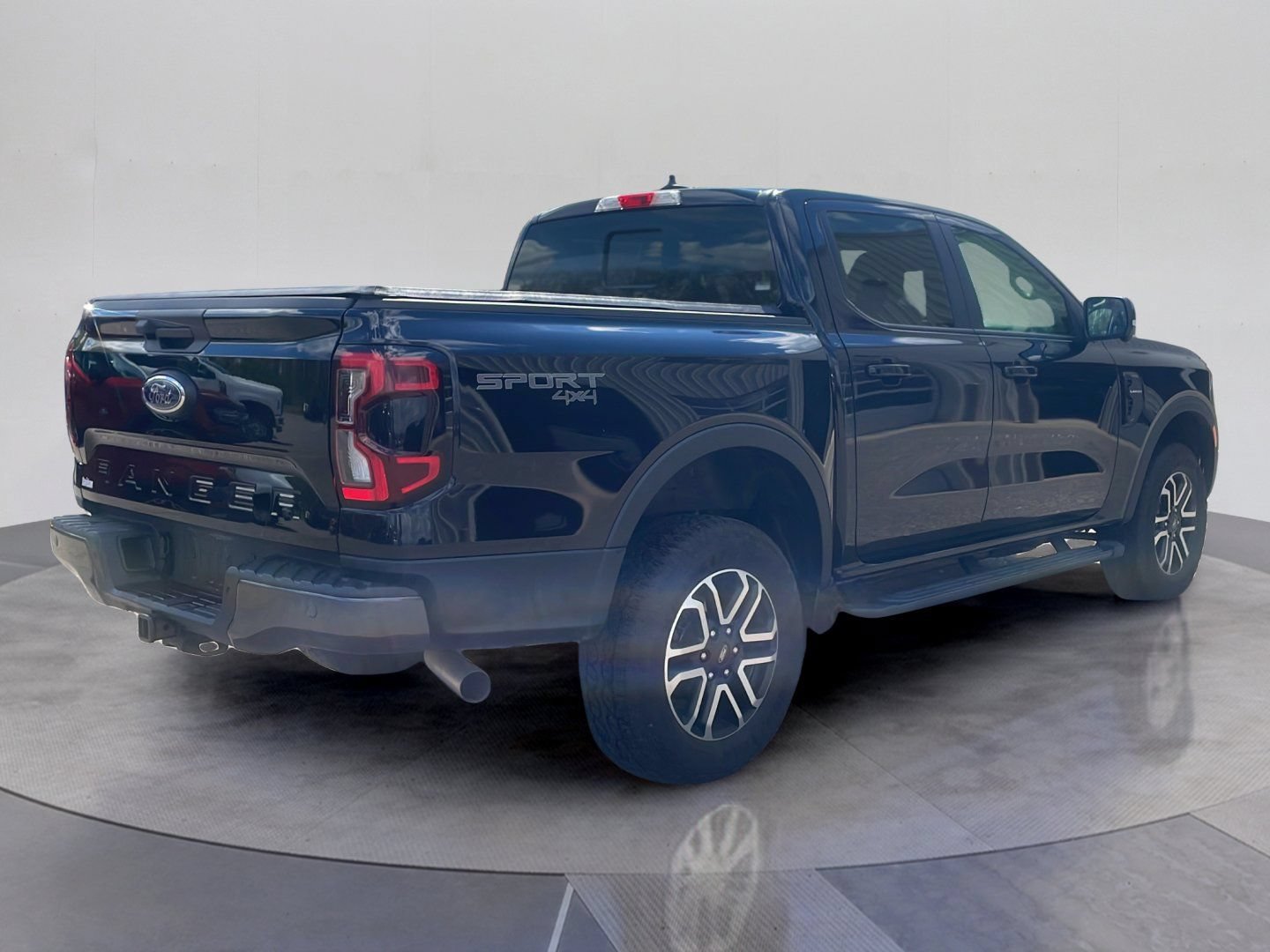 Certified 2025 Ford Ranger Lariat w/ Advanced Towing Package AWD/4WD image 19