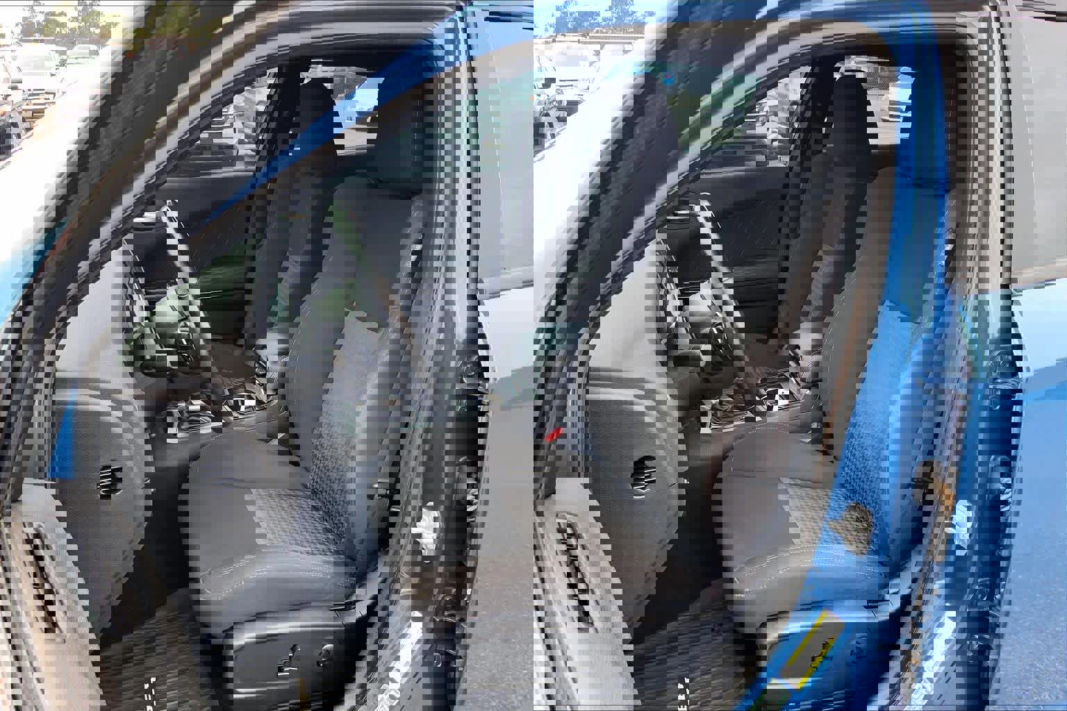 Used 2022 Dodge Charger R/T w/ Blacktop Package image 10