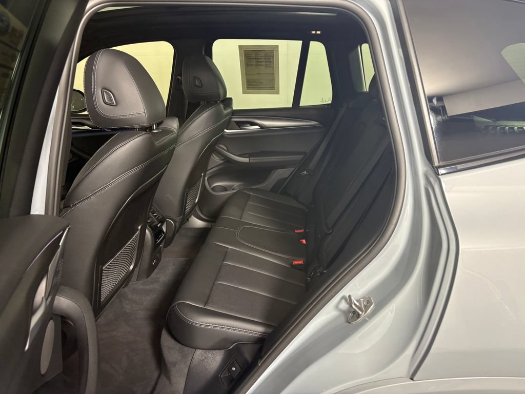 Used 2024 BMW X3 xDrive30i w/ Premium Package AWD/4WD image 29