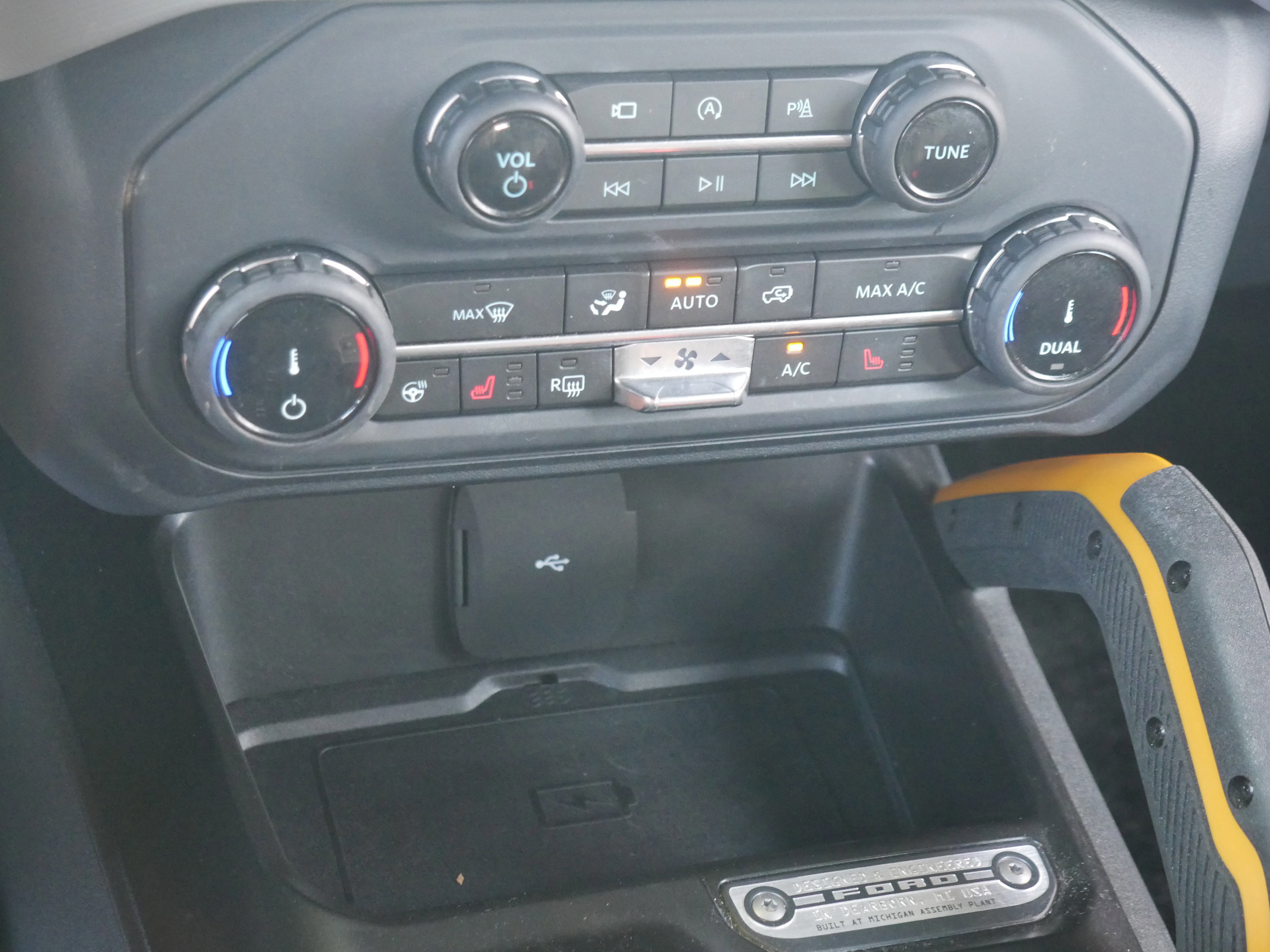 Certified 2022 Ford Bronco Badlands image 23