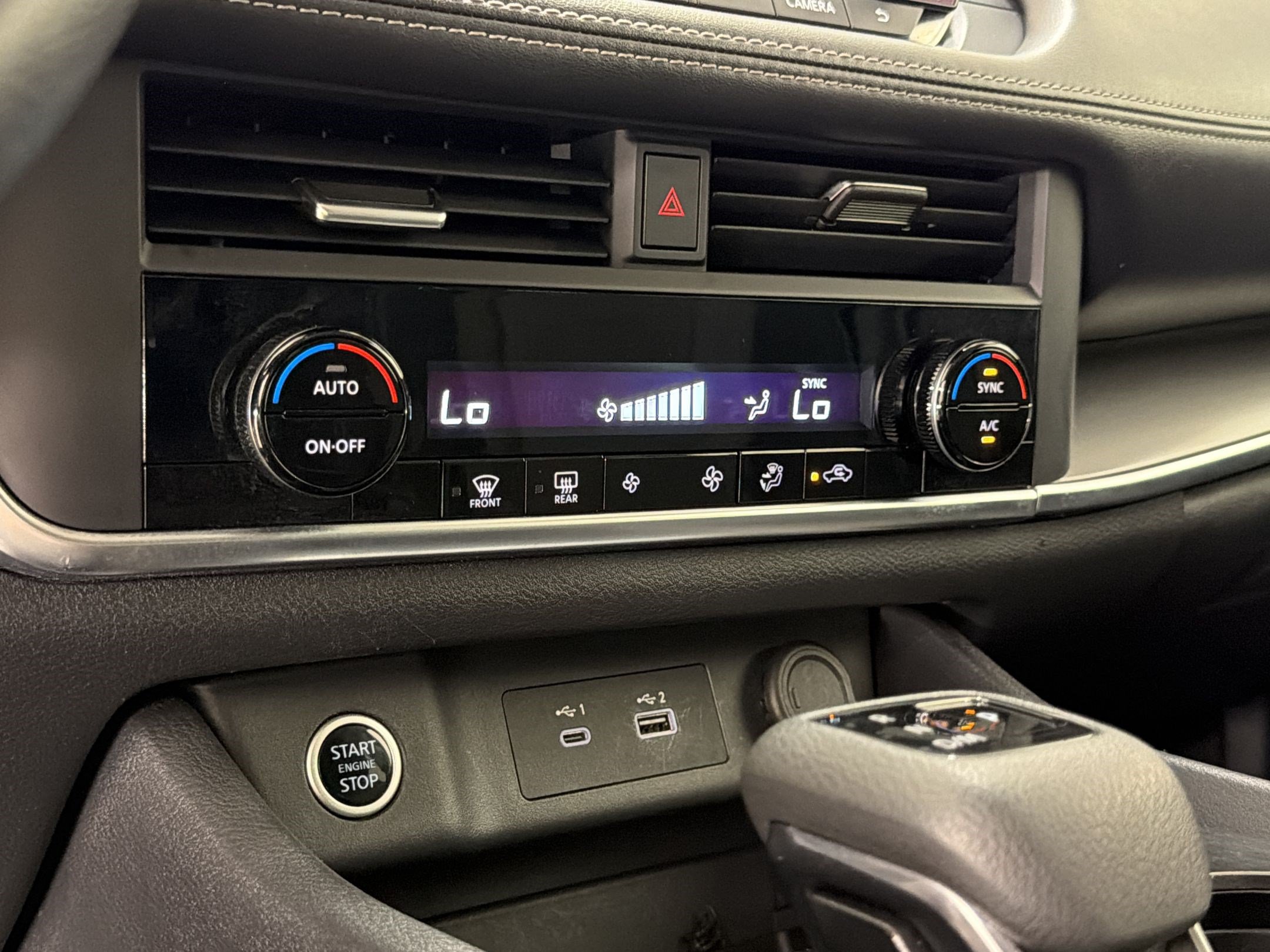 Used 2023 Nissan Rogue SV FWD image 27