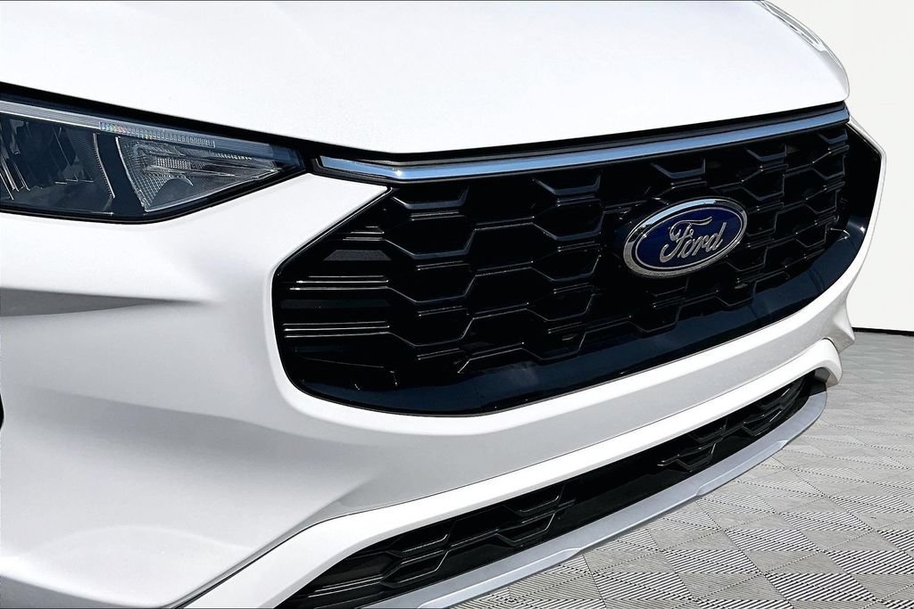 Certified 2024 Ford Escape ST-Line w/ Equipment Group 301A FWD image 28