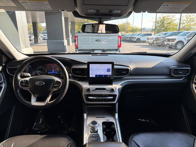 Certified 2024 Ford Explorer XLT AWD/4WD image 32