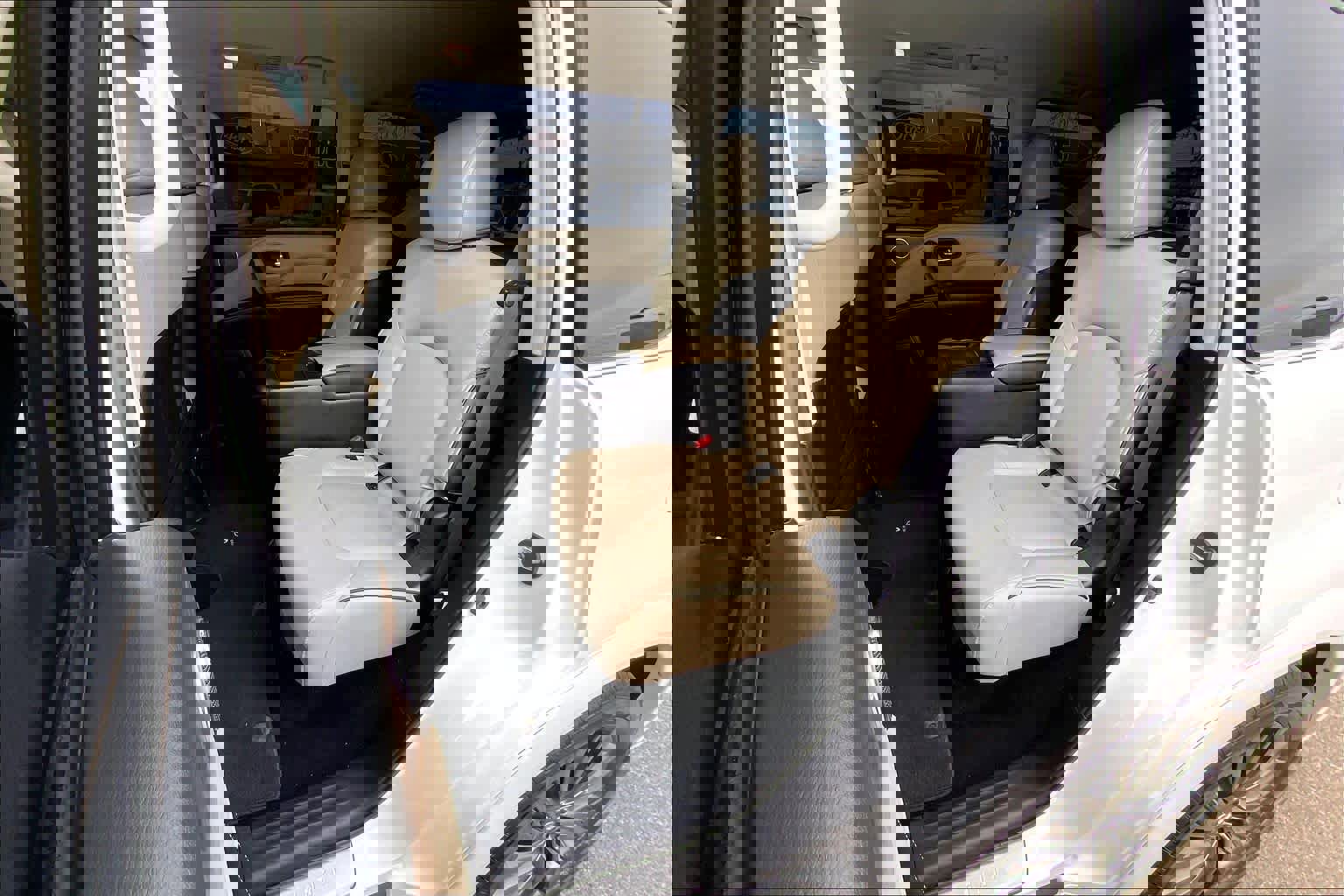 Used 2022 INFINITI QX80 Premium Select w/ Cargo Package image 21