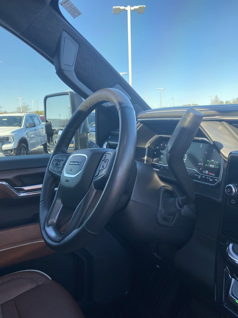 Used 2024 GMC Sierra 2500 Denali Ultimate image 30