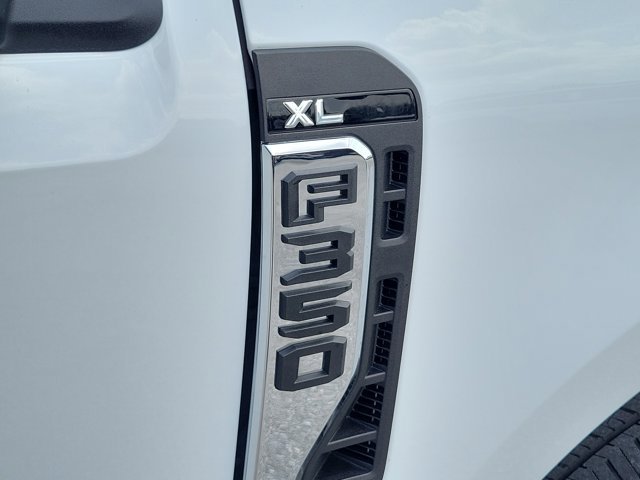 Certified 2024 Ford F350 XL w/ 360-Degree Camera Package RWD image 8