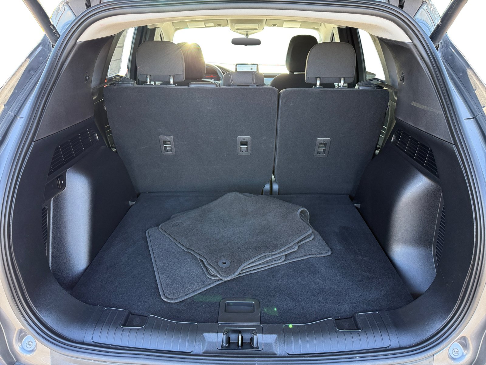 Certified 2024 Ford Escape Active FWD image 17