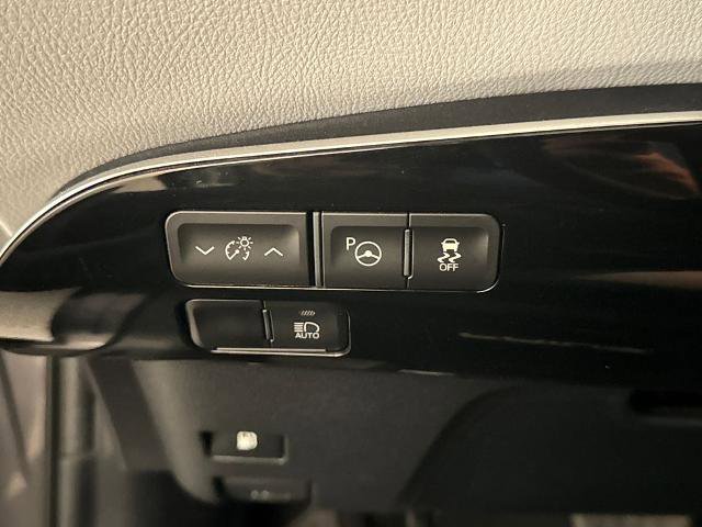 Used 2019 Toyota Prius image 13