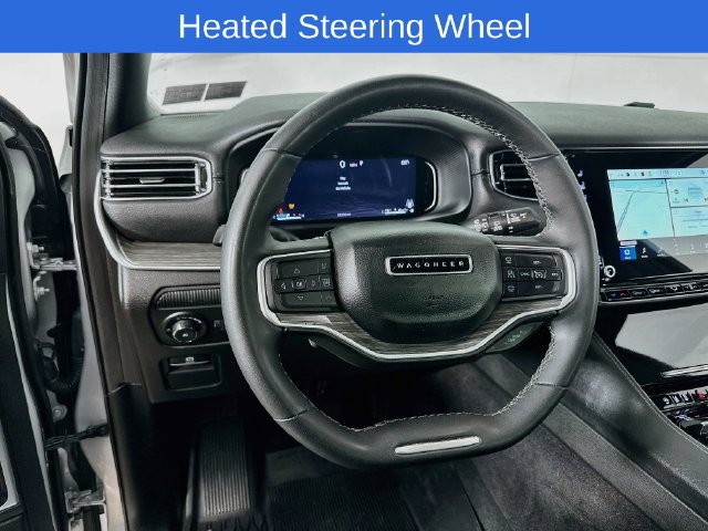 Used 2024 Jeep Wagoneer L Series II w/ Flexible Seating Group AWD/4WD image 28