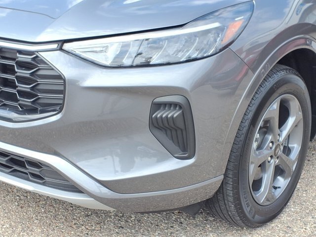 Certified 2024 Ford Escape ST-Line w/ Tech Pack #1 AWD/4WD image 27