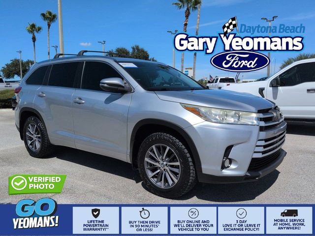 Used 2018 Toyota Highlander XLE AWD/4WD image 1