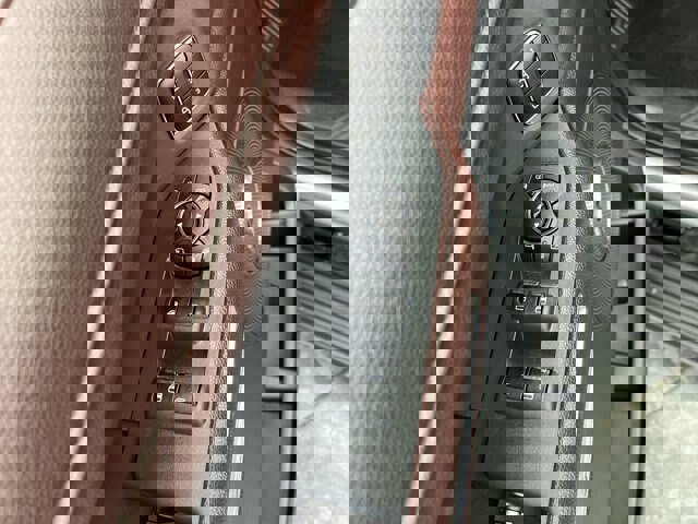 Certified 2023 Ford Expedition Limited image 11