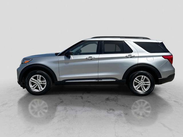 Certified 2023 Ford Explorer XLT w/ Equipment Group 202A AWD/4WD image 2