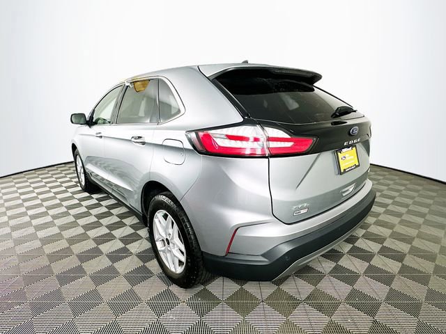 Certified 2024 Ford Edge SEL w/ Convenience Package image 3