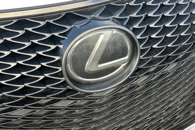 Used 2019 Lexus IS 300 F Sport image 36