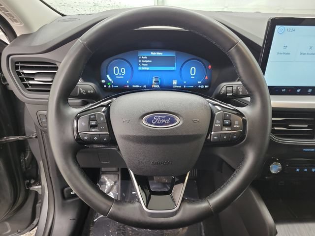 Certified 2025 Ford Escape Platinum AWD/4WD image 22