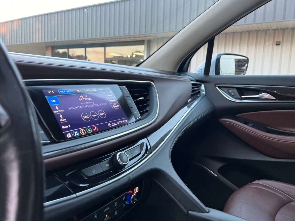 Used 2021 Buick Enclave Avenir w/ Avenir Technology Package image 22