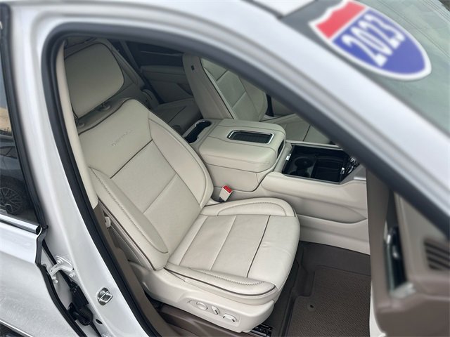 Used 2023 GMC Yukon Denali w/ Denali Reserve Package image 29
