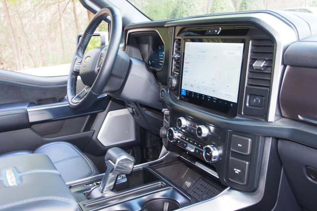 Certified 2025 Ford F150 Platinum w/ Equipment Group 702A High image 11