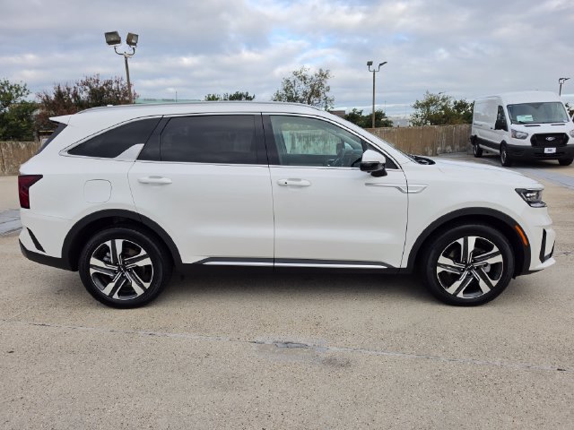 Used 2023 Kia Sorento SX Prestige AWD/4WD image 4